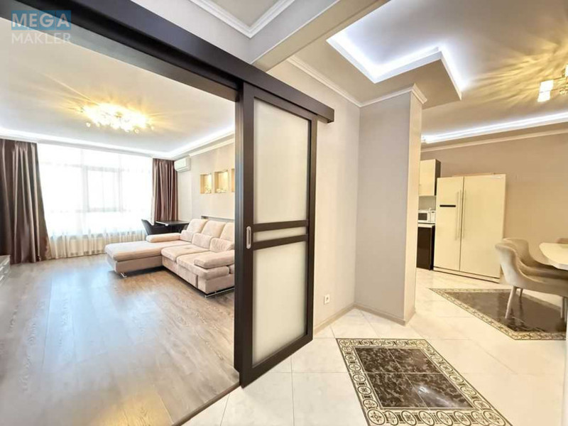 Продаж 2 кімнатної квартири (87,9/37/15,5), 16 пов. 25 пов. будинку, <a class="location-link" href="/kiev/" title="Недвижимость Київ">Київ</a>, <a class="location-link" href="/kiev/solomenskij/" title="Недвижимость Солом'янський район">Солом'янський р-н</a>, Лобановского просп., 4г (изображение 6)