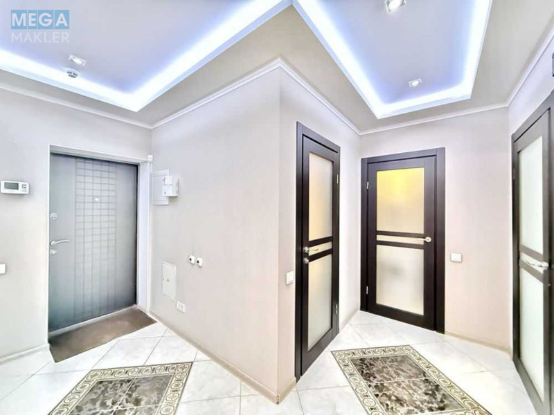 Продаж 2 кімнатної квартири (87,9/37/15,5), 16 пов. 25 пов. будинку, <a class="location-link" href="/kiev/" title="Недвижимость Київ">Київ</a>, <a class="location-link" href="/kiev/solomenskij/" title="Недвижимость Солом'янський район">Солом'янський р-н</a>, Лобановского просп., 4г (изображение 12)