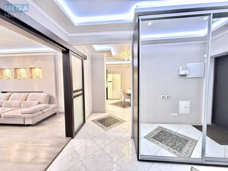 Продаж 2 кімнатної квартири (87,9/37/15,5), 16 пов. 25 пов. будинку, <a class="location-link" href="/kiev/" title="Недвижимость Київ">Київ</a>, <a class="location-link" href="/kiev/solomenskij/" title="Недвижимость Солом'янський район">Солом'янський р-н</a>, Лобановского просп., 4г (изображение 20)