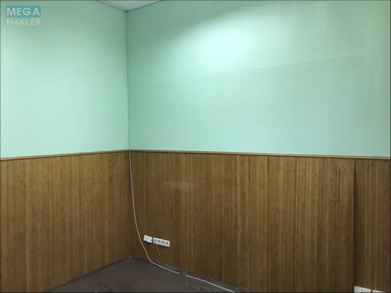 Оренда окремої будівлі/побудови, 120&nbsp;кв.м, <a class="location-link" href="/kiev/" title="Недвижимость Київ">Київ</a>, <a class="location-link" href="/kiev/goloseevskij/" title="Недвижимость Голосіївський район">Голосіївський р-н</a>, Науки просп., 61 (изображение 8)