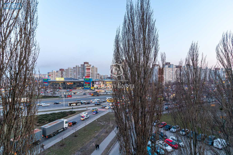 Продаж 2 кімнатної квартири (53/29/8,5), 7 пов. 16 пов. будинку, <a class="location-link" href="/kiev/" title="Недвижимость Київ">Київ</a>, <a class="location-link" href="/kiev/goloseevskij/" title="Недвижимость Голосіївський район">Голосіївський р-н</a>, Академіка Глушкова просп., 12 (изображение 19)