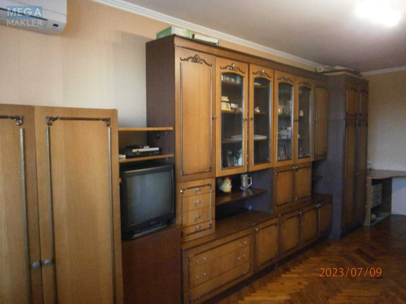 Оренда кімнати (підселення), <a class="location-link" href="/kiev/" title="Недвижимость Київ">Київ</a>, <a class="location-link" href="/kiev/svyatoshinskij/" title="Недвижимость Святошинський район">Святошинський р-н</a>, Василя Стуса вул., 2 (изображение 2)