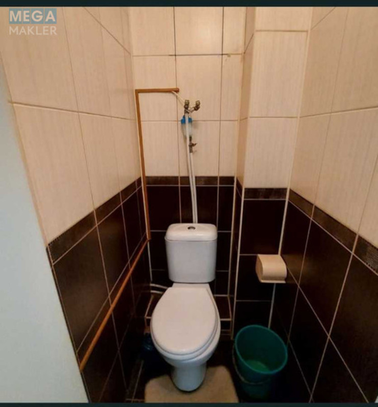 Продаж 3 кімнатної квартири (72/38/8), 4 пов. 4 пов. будинку, <a class="location-link" href="/kalinovka-pgt/" title="Недвижимость Калинівка">Калинівка</a>, Жовтнева, 3 (изображение 20)