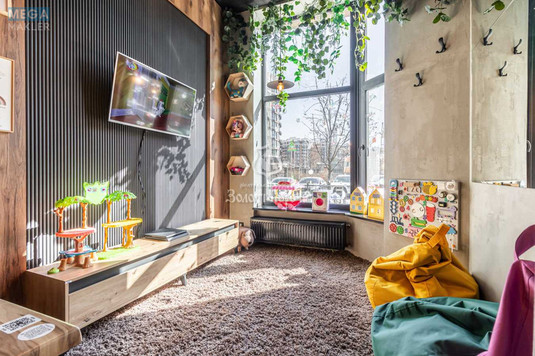 Продаж комерційної нерухомості, 178&nbsp;кв.м, <a class="location-link" href="/sofievskaya-borshagovka/" title="Недвижимость Софіївська Борщагівка">Софіївська Борщагівка</a>, Молодіжна, 2 (изображение 11)