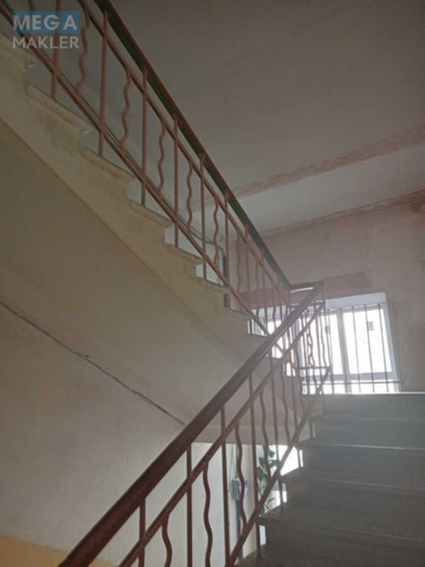 Продаж 2 кімнатної квартири (63/40/8), 5 пов. 5 пов. будинку, <a class="location-link" href="/kiev/" title="Недвижимость Київ">Київ</a>, <a class="location-link" href="/kiev/pecherskij/" title="Недвижимость Печерський район">Печерський р-н</a>, Лейпцигская ул., 2/37 (изображение 5)