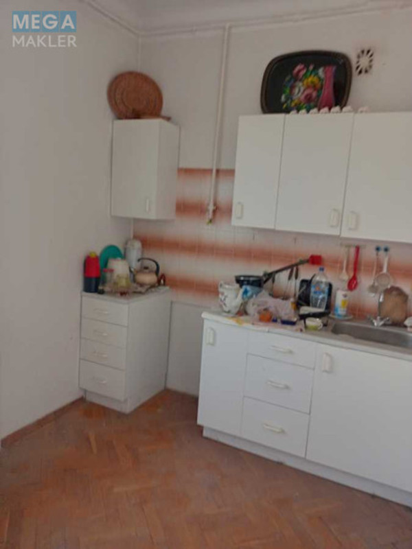 Продаж 2 кімнатної квартири (63/40/8), 5 пов. 5 пов. будинку, <a class="location-link" href="/kiev/" title="Недвижимость Київ">Київ</a>, <a class="location-link" href="/kiev/pecherskij/" title="Недвижимость Печерський район">Печерський р-н</a>, Лейпцигская ул., 2/37 (изображение 6)