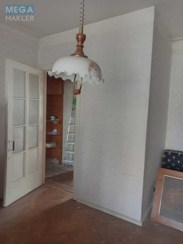 Продаж 2 кімнатної квартири (63/40/8), 5 пов. 5 пов. будинку, <a class="location-link" href="/kiev/" title="Недвижимость Київ">Київ</a>, <a class="location-link" href="/kiev/pecherskij/" title="Недвижимость Печерський район">Печерський р-н</a>, Лейпцигская ул., 2/37 (изображение 12)