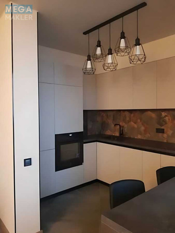 Продаж 2 кімнатної квартири (66/35/10), 14 пов. 17 пов. будинку, <a class="location-link" href="/kiev/" title="Недвижимость Київ">Київ</a>, <a class="location-link" href="/kiev/svyatoshinskij/" title="Недвижимость Святошинський район">Святошинський р-н</a>, Берестейский просп., 67 (изображение 2)