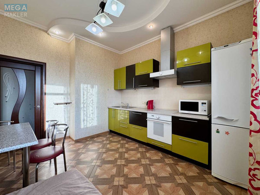 Продаж 1 кімнатної квартири (51/22/12), 5 пов. 22 пов. будинку, <a class="location-link" href="/kiev/" title="Недвижимость Київ">Київ</a>, <a class="location-link" href="/kiev/goloseevskij/" title="Недвижимость Голосіївський район">Голосіївський р-н</a>, Науки просп., 30 (изображение 4)