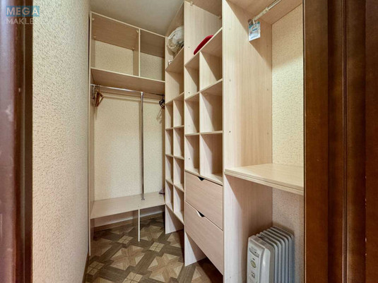 Продаж 1 кімнатної квартири (51/22/12), 5 пов. 22 пов. будинку, <a class="location-link" href="/kiev/" title="Недвижимость Київ">Київ</a>, <a class="location-link" href="/kiev/goloseevskij/" title="Недвижимость Голосіївський район">Голосіївський р-н</a>, Науки просп., 30 (изображение 9)