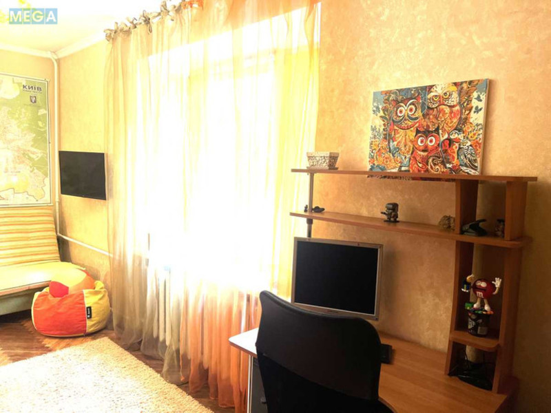 Продаж 2 кімнатної квартири (44/32/7), 1 пов. 4 пов. будинку, <a class="location-link" href="/kiev/" title="Недвижимость Київ">Київ</a>, <a class="location-link" href="/kiev/goloseevskij/" title="Недвижимость Голосіївський район">Голосіївський р-н</a>, Большая Китаевская ул., 53а (изображение 3)