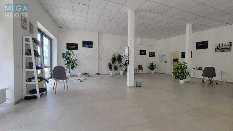 Оренда комерційної нерухомості, 93&nbsp;кв.м, под магазин, <a class="location-link" href="/kiev/" title="Недвижимость Київ">Київ</a>, <a class="location-link" href="/kiev/solomenskij/" title="Недвижимость Солом'янський район">Солом'янський р-н</a>, Повітрофлотський просп., 90 (изображение 3)