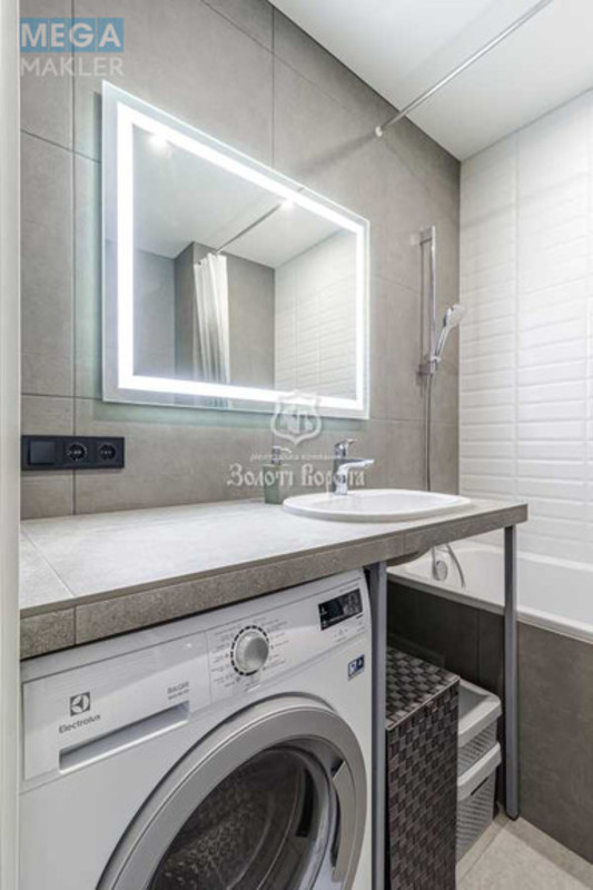 Продаж 2 кімнатної квартири (74,2/36/14), 6 пов. 8 пов. будинку, <a class="location-link" href="/kiev/" title="Недвижимость Київ">Київ</a>, <a class="location-link" href="/kiev/goloseevskij/" title="Недвижимость Голосіївський район">Голосіївський р-н</a>, Академіка Лебедєва вул., 1 (изображение 15)