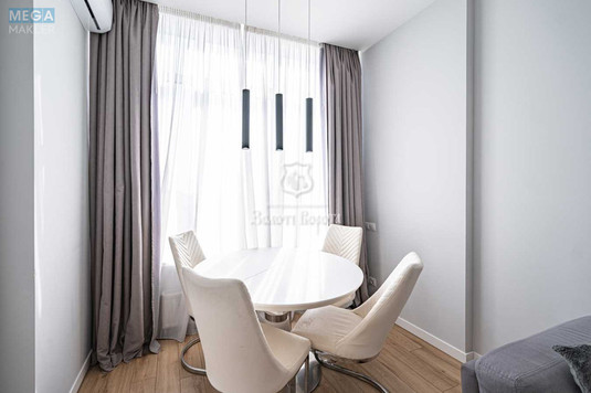 Продаж 2 кімнатної квартири (70,2/26/18,4), 13 пов. 27 пов. будинку, <a class="location-link" href="/kiev/" title="Недвижимость Київ">Київ</a>, <a class="location-link" href="/kiev/pecherskij/" title="Недвижимость Печерський район">Печерський р-н</a>, Євгена Коновальця вул., 44а (изображение 6)