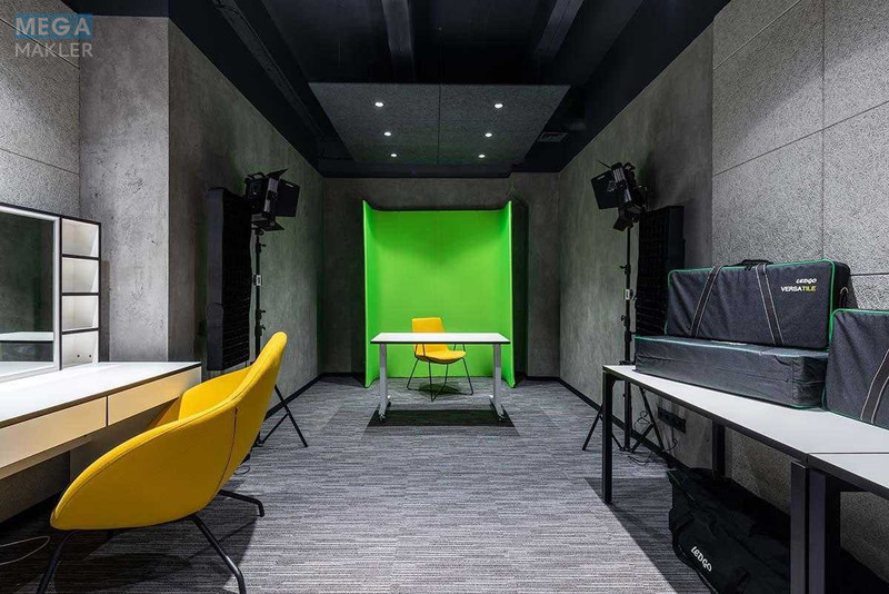 Продаж комерційної нерухомості, 1&nbsp;686&nbsp;кв.м, под офис, <a class="location-link" href="/kiev/" title="Недвижимость Київ">Київ</a>, <a class="location-link" href="/kiev/solomenskij/" title="Недвижимость Солом'янський район">Солом'янський р-н</a>, Миколи Василенка вул., 7 (изображение 5)