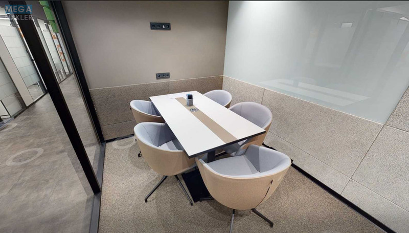 Продаж комерційної нерухомості, 1&nbsp;686&nbsp;кв.м, под офис, <a class="location-link" href="/kiev/" title="Недвижимость Київ">Київ</a>, <a class="location-link" href="/kiev/solomenskij/" title="Недвижимость Солом'янський район">Солом'янський р-н</a>, Миколи Василенка вул., 7 (изображение 19)