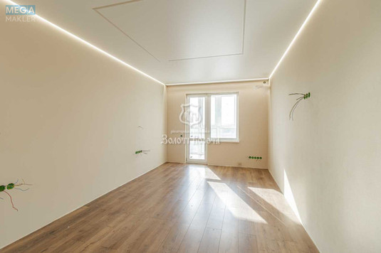 Продаж 2 кімнатної квартири (67,6/30,4/17,6), 10 пов. 14 пов. будинку, <a class="location-link" href="/kiev/" title="Недвижимость Київ">Київ</a>, <a class="location-link" href="/kiev/svyatoshinskij/" title="Недвижимость Святошинський район">Святошинський р-н</a>, Берковецька вул., 6а (изображение 4)