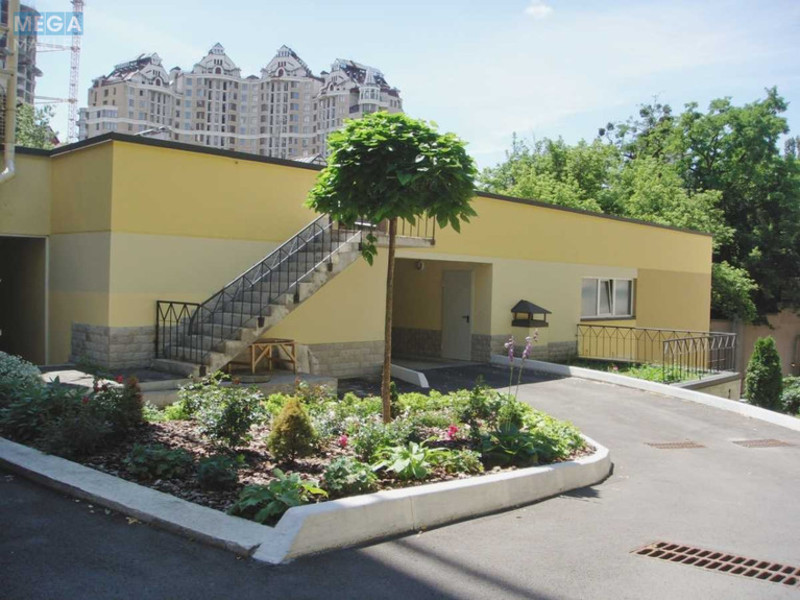 Оренда комерційної нерухомості, 18&nbsp;кв.м, <a class="location-link" href="/kiev/" title="Недвижимость Київ">Київ</a>, <a class="location-link" href="/kiev/shevchenkovskij/" title="Недвижимость Шевченківський район">Шевченківський р-н</a>, Олеся Гончара ул., 45В (изображение 5)