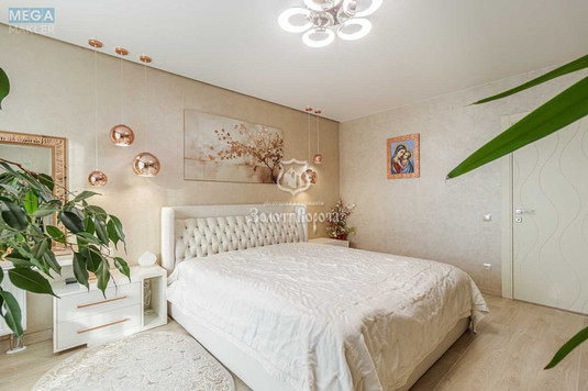 Продаж 3 кімнатної квартири (112/44/34), 5 пов. 9 пов. будинку, <a class="location-link" href="/kiev/" title="Недвижимость Київ">Київ</a>, <a class="location-link" href="/kiev/goloseevskij/" title="Недвижимость Голосіївський район">Голосіївський р-н</a>, Метрологічна вул., 54 (изображение 10)