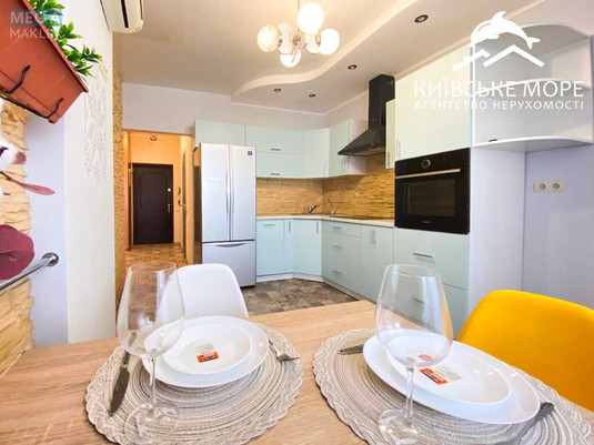 Оренда 1 кімнатної квартири, <a class="location-link" href="/kiev/" title="Недвижимость Київ">Київ</a>, <a class="location-link" href="/kiev/dneprovskij/" title="Недвижимость Дніпровський район">Дніпровський р-н</a>, Воскресенська вул., 14Е (изображение 2)