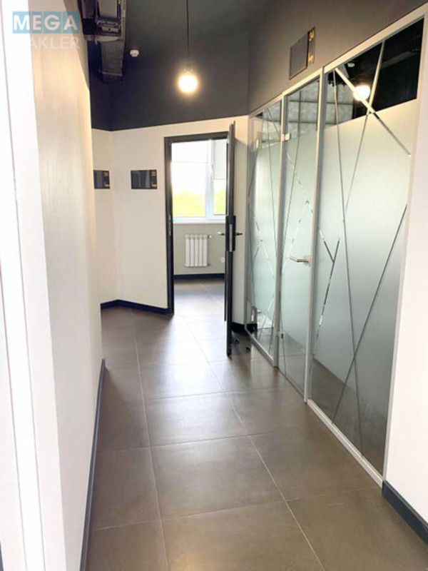 Оренда комерційної нерухомості, 10&nbsp;кв.м, под офис, <a class="location-link" href="/kiev/" title="Недвижимость Київ">Київ</a>, <a class="location-link" href="/kiev/dneprovskij/" title="Недвижимость Дніпровський район">Дніпровський р-н</a>, Евгения Сверстюка ул., 11б (изображение 8)