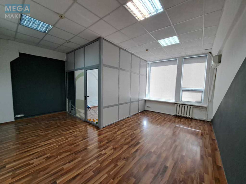 Оренда комерційної нерухомості, 35&nbsp;кв.м, под офис, <a class="location-link" href="/kiev/" title="Недвижимость Київ">Київ</a>, <a class="location-link" href="/kiev/dneprovskij/" title="Недвижимость Дніпровський район">Дніпровський р-н</a>, Евгения Сверстюка ул., 11Б (изображение 4)