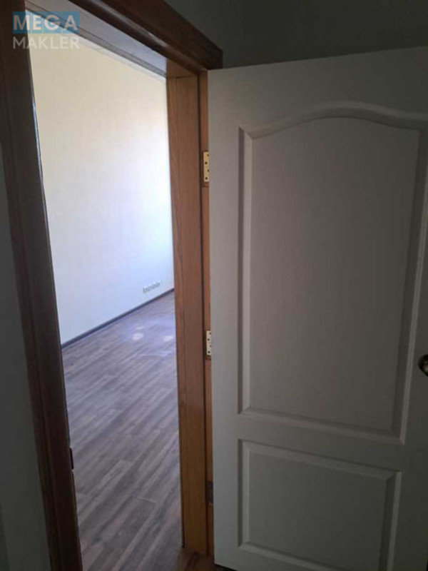 Оренда комерційної нерухомості, 19,60&nbsp;кв.м, под офис, <a class="location-link" href="/kiev/" title="Недвижимость Київ">Київ</a>, <a class="location-link" href="/kiev/pecherskij/" title="Недвижимость Печерський район">Печерський р-н</a>, Патріса Лумумби вул., 4/6 (изображение 9)