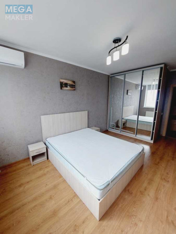 Оренда 1 кімнатної квартири, <a class="location-link" href="/kiev/" title="Недвижимость Київ">Київ</a>, <a class="location-link" href="/kiev/podolskij/" title="Недвижимость Подільський район">Подільський р-н</a>, Європейського Союзу просп., 41Д (изображение 2)