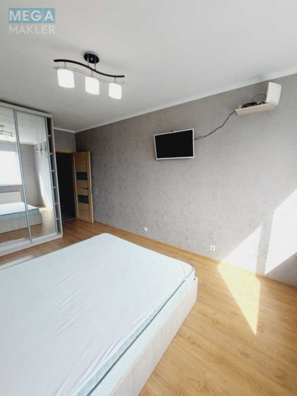 Оренда 1 кімнатної квартири, <a class="location-link" href="/kiev/" title="Недвижимость Київ">Київ</a>, <a class="location-link" href="/kiev/podolskij/" title="Недвижимость Подільський район">Подільський р-н</a>, Європейського Союзу просп., 41Д (изображение 3)