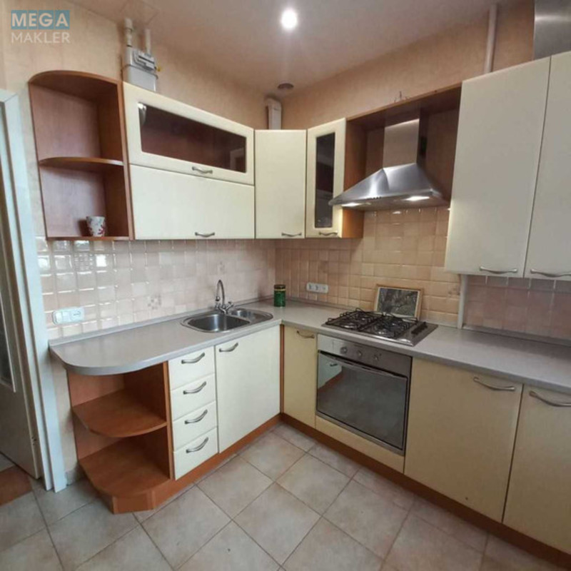 Оренда 1 кімнатної квартири, <a class="location-link" href="/kiev/" title="Недвижимость Київ">Київ</a>, <a class="location-link" href="/kiev/goloseevskij/" title="Недвижимость Голосіївський район">Голосіївський р-н</a>, Бурмистенко ул., 9/10 (изображение 2)