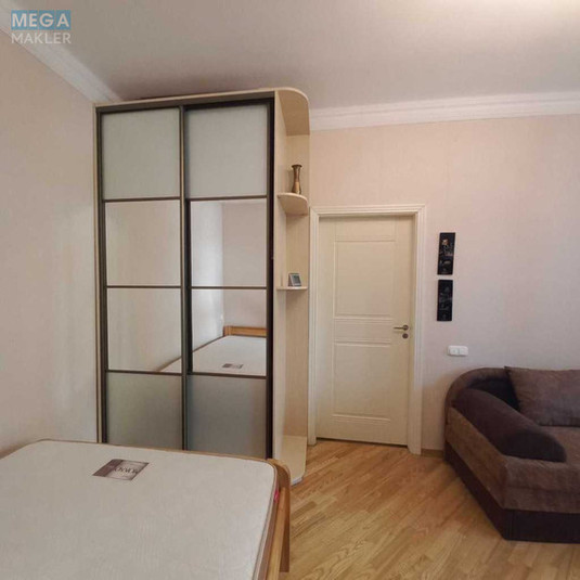 Оренда 1 кімнатної квартири, <a class="location-link" href="/kiev/" title="Недвижимость Київ">Київ</a>, <a class="location-link" href="/kiev/goloseevskij/" title="Недвижимость Голосіївський район">Голосіївський р-н</a>, Бурмистенко ул., 9/10 (изображение 4)