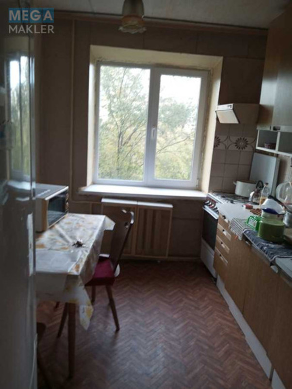 Оренда кімнати (підселення), <a class="location-link" href="/kiev/" title="Недвижимость Київ">Київ</a>, <a class="location-link" href="/kiev/shevchenkovskij/" title="Недвижимость Шевченківський район">Шевченківський р-н</a>, Дегтярівська вул., 6 (изображение 4)