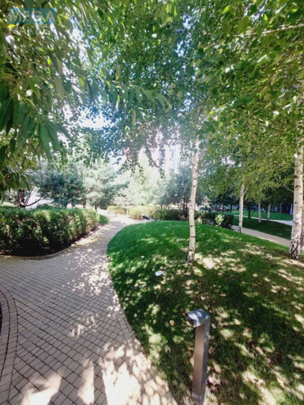 Продаж 3 кімнатної квартири (84/49/13), 3 пов. 8 пов. будинку, <a class="location-link" href="/kiev/" title="Недвижимость Київ">Київ</a>, <a class="location-link" href="/kiev/goloseevskij/" title="Недвижимость Голосіївський район">Голосіївський р-н</a>, Тадея Рыльского бульв., 1 (изображение 17)