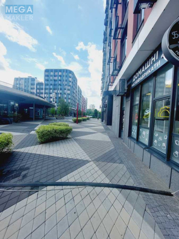 Продаж 3 кімнатної квартири (84/49/13), 3 пов. 8 пов. будинку, <a class="location-link" href="/kiev/" title="Недвижимость Київ">Київ</a>, <a class="location-link" href="/kiev/goloseevskij/" title="Недвижимость Голосіївський район">Голосіївський р-н</a>, Тадея Рыльского бульв., 1 (изображение 23)