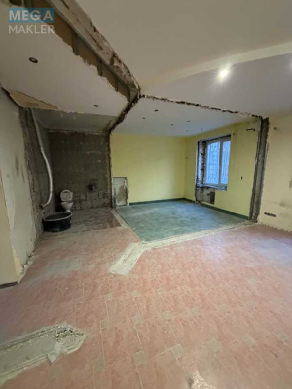 Продаж комерційної нерухомості, 80&nbsp;кв.м, под магазин, <a class="location-link" href="/kiev/" title="Недвижимость Київ">Київ</a>, <a class="location-link" href="/kiev/pecherskij/" title="Недвижимость Печерський район">Печерський р-н</a>, Михайла Бойчука вул., 25 (изображение 3)