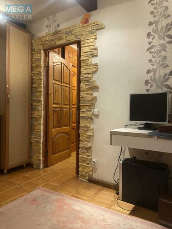 Продаж 4 кімнатної квартири (79/49/10), 9 пов. 9 пов. будинку, <a class="location-link" href="/kiev/" title="Недвижимость Київ">Київ</a>, <a class="location-link" href="/kiev/dneprovskij/" title="Недвижимость Дніпровський район">Дніпровський р-н</a>, Інженера Бородіна вул., 5б (изображение 14)