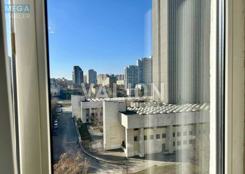 Продаж 3 кімнатної квартири (73,3/45,9/8,2), 9 пов. 16 пов. будинку, <a class="location-link" href="/kiev/" title="Недвижимость Київ">Київ</a>, <a class="location-link" href="/kiev/goloseevskij/" title="Недвижимость Голосіївський район">Голосіївський р-н</a>, Голосіївський просп., 11 (изображение 5)