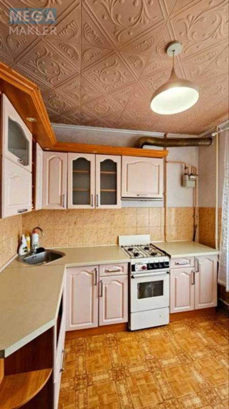 Продаж 2 кімнатної квартири (55,7/31,2/7,9), 6 пов. 9 пов. будинку, <a class="location-link" href="/dneprodzerzhinsk/" title="Недвижимость Кам'янське">Каменское</a>, Будьвар Героев, 40 (изображение 2)