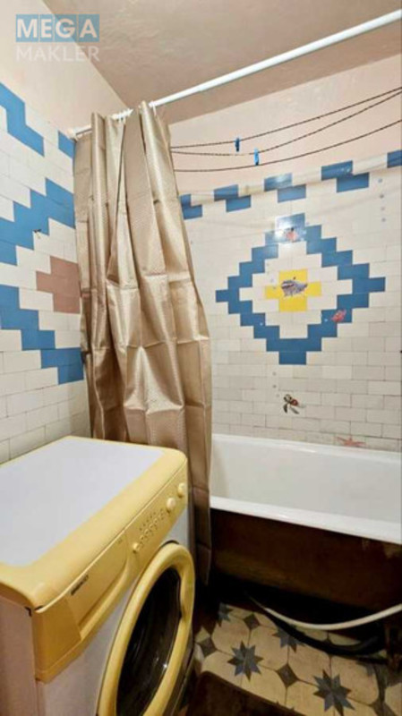 Продаж 2 кімнатної квартири (55,7/31,2/7,9), 6 пов. 9 пов. будинку, <a class="location-link" href="/dneprodzerzhinsk/" title="Недвижимость Кам'янське">Каменское</a>, Будьвар Героев, 40 (изображение 18)