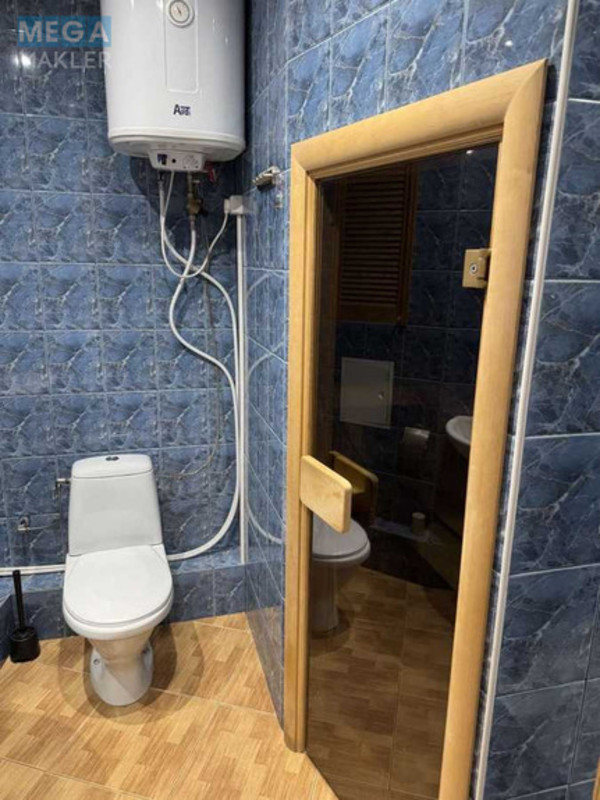 Продаж 3 кімнатної квартири (92/45/14), 3 пов. 16 пов. будинку, <a class="location-link" href="/kiev/" title="Недвижимость Київ">Київ</a>, <a class="location-link" href="/kiev/goloseevskij/" title="Недвижимость Голосіївський район">Голосіївський р-н</a>, Науки просп., 54б (изображение 8)