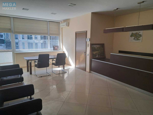 Оренда комерційної нерухомості, 253&nbsp;кв.м, под офис, <a class="location-link" href="/kiev/" title="Недвижимость Київ">Київ</a>, <a class="location-link" href="/kiev/pecherskij/" title="Недвижимость Печерський район">Печерський р-н</a>, Патріса Лумумби вул., 4/6 (изображение 5)