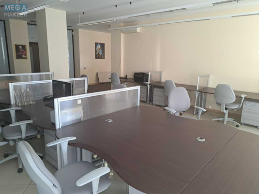 Оренда комерційної нерухомості, 253&nbsp;кв.м, под офис, <a class="location-link" href="/kiev/" title="Недвижимость Київ">Київ</a>, <a class="location-link" href="/kiev/pecherskij/" title="Недвижимость Печерський район">Печерський р-н</a>, Патріса Лумумби вул., 4/6 (изображение 9)