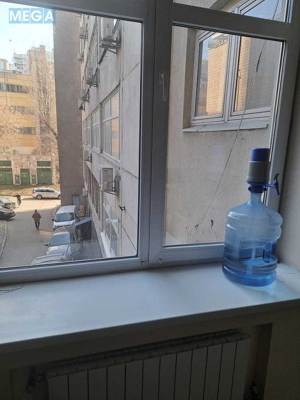 Оренда комерційної нерухомості, 253&nbsp;кв.м, под офис, <a class="location-link" href="/kiev/" title="Недвижимость Київ">Київ</a>, <a class="location-link" href="/kiev/pecherskij/" title="Недвижимость Печерський район">Печерський р-н</a>, Патріса Лумумби вул., 4/6 (изображение 13)