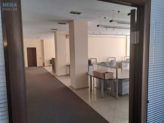 Оренда комерційної нерухомості, 253&nbsp;кв.м, под офис, <a class="location-link" href="/kiev/" title="Недвижимость Київ">Київ</a>, <a class="location-link" href="/kiev/pecherskij/" title="Недвижимость Печерський район">Печерський р-н</a>, Патріса Лумумби вул., 4/6 (изображение 17)