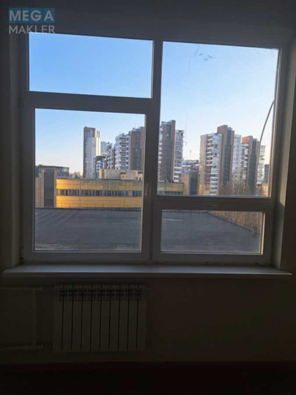 Оренда комерційної нерухомості, 33,60&nbsp;кв.м, под офис, <a class="location-link" href="/kiev/" title="Недвижимость Київ">Київ</a>, <a class="location-link" href="/kiev/pecherskij/" title="Недвижимость Печерський район">Печерський р-н</a>, Патріса Лумумби вул., 4/6 (изображение 10)