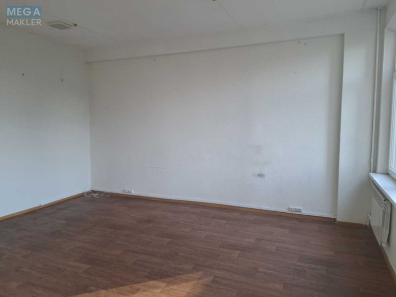 Оренда комерційної нерухомості, 33,60&nbsp;кв.м, под офис, <a class="location-link" href="/kiev/" title="Недвижимость Київ">Київ</a>, <a class="location-link" href="/kiev/pecherskij/" title="Недвижимость Печерський район">Печерський р-н</a>, Патріса Лумумби вул., 4/6 (изображение 13)