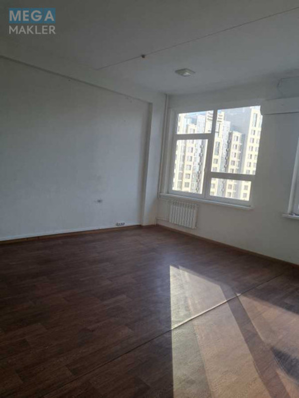 Оренда комерційної нерухомості, 33,60&nbsp;кв.м, под офис, <a class="location-link" href="/kiev/" title="Недвижимость Київ">Київ</a>, <a class="location-link" href="/kiev/pecherskij/" title="Недвижимость Печерський район">Печерський р-н</a>, Патріса Лумумби вул., 4/6 (изображение 14)