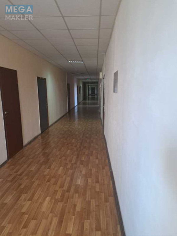 Оренда комерційної нерухомості, 74,80&nbsp;кв.м, под офис, <a class="location-link" href="/kiev/" title="Недвижимость Київ">Київ</a>, <a class="location-link" href="/kiev/pecherskij/" title="Недвижимость Печерський район">Печерський р-н</a>, Патріса Лумумби вул., 4/6 (изображение 9)