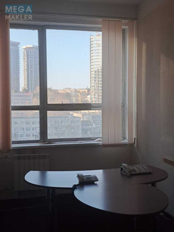 Оренда комерційної нерухомості, 34&nbsp;кв.м, под офис, <a class="location-link" href="/kiev/" title="Недвижимость Київ">Київ</a>, <a class="location-link" href="/kiev/pecherskij/" title="Недвижимость Печерський район">Печерський р-н</a>, Іоанна Павла ІІ вул., 46 (изображение 13)