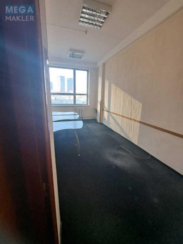 Оренда комерційної нерухомості, 34&nbsp;кв.м, под офис, <a class="location-link" href="/kiev/" title="Недвижимость Київ">Київ</a>, <a class="location-link" href="/kiev/pecherskij/" title="Недвижимость Печерський район">Печерський р-н</a>, Іоанна Павла ІІ вул., 46 (изображение 21)